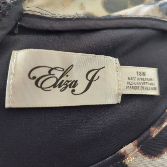 Eliza J Flowy Dress - Picture 2 of 10